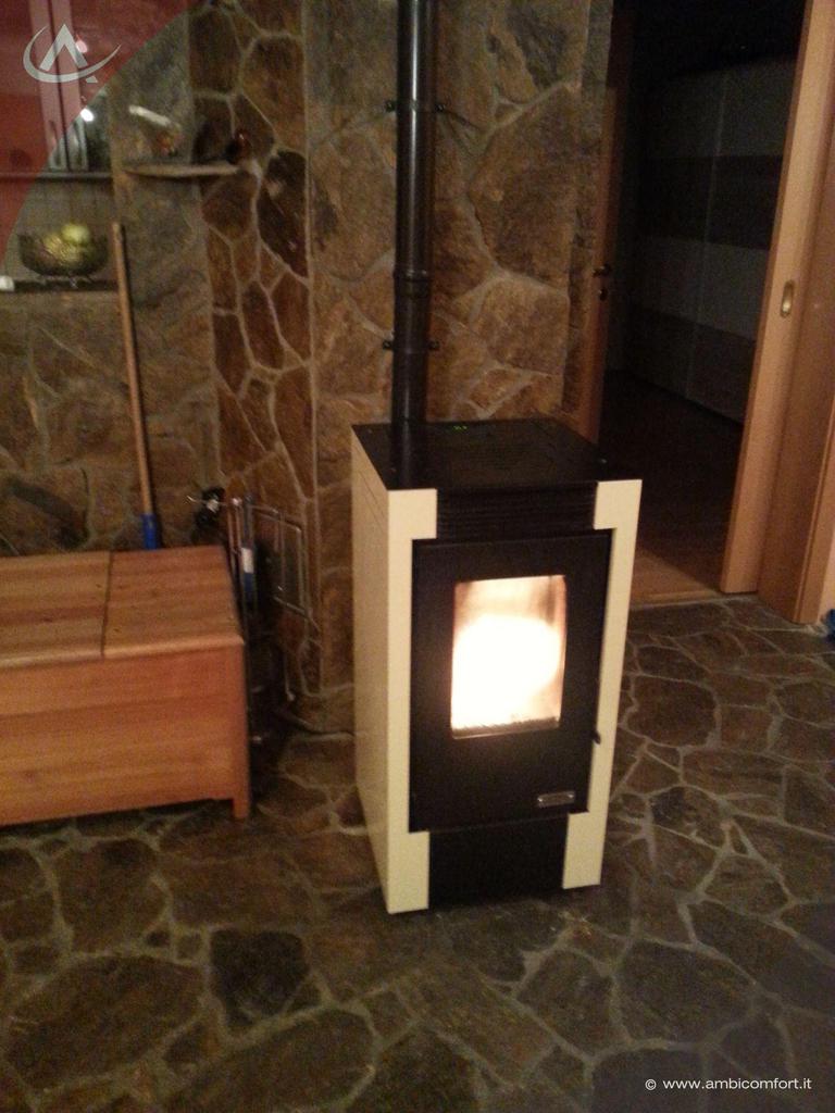 20151105 172541 stufa a pellet karmek one lisbona